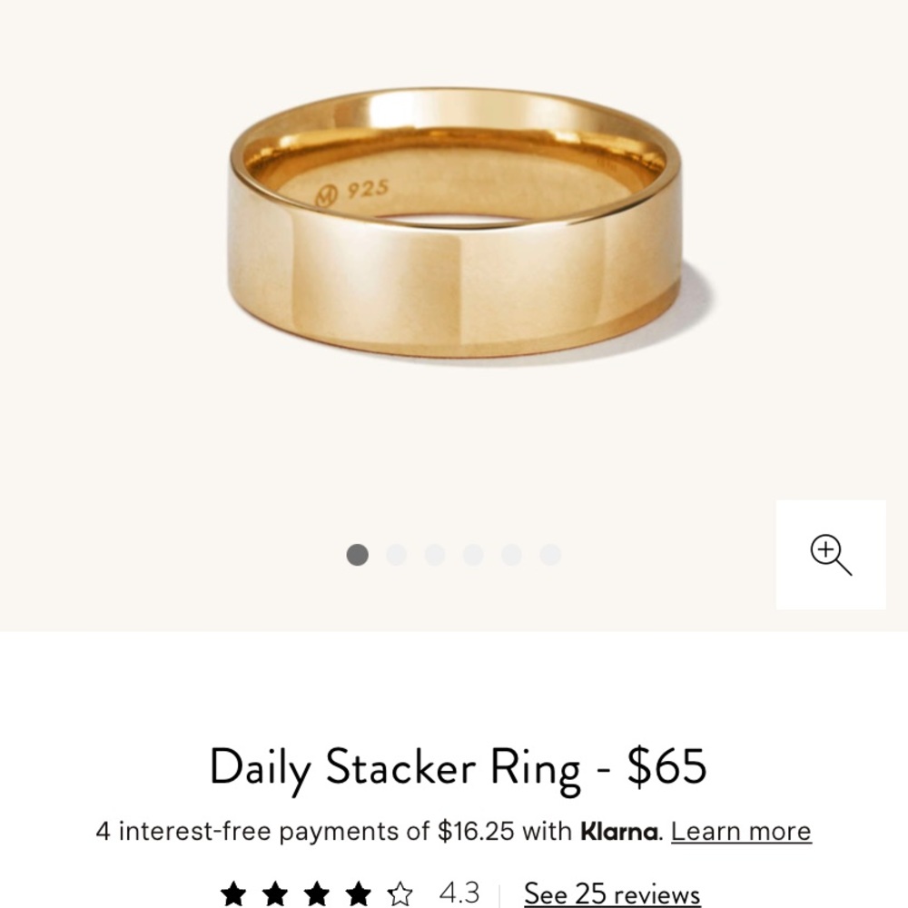 Daily stacker ring